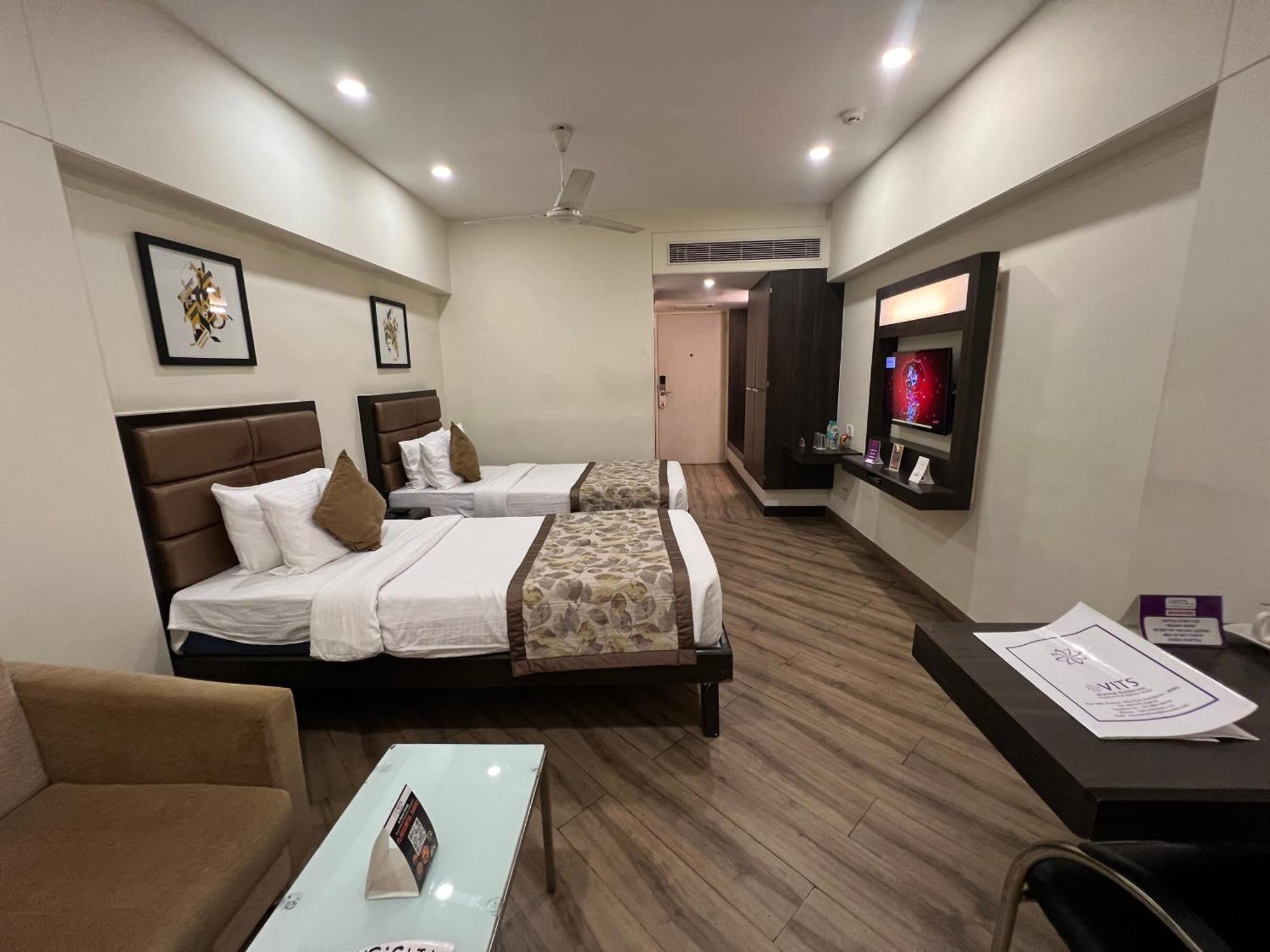 Vits Shalimar, Ankleshwar Hotel Bagian luar foto