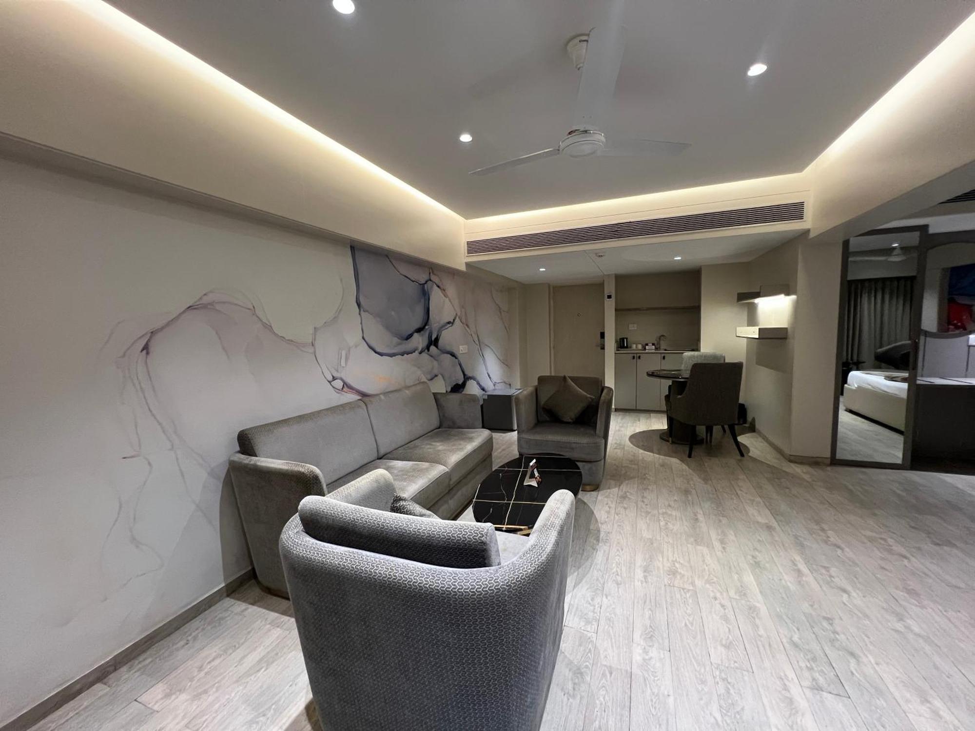 Vits Shalimar, Ankleshwar Hotel Bagian luar foto