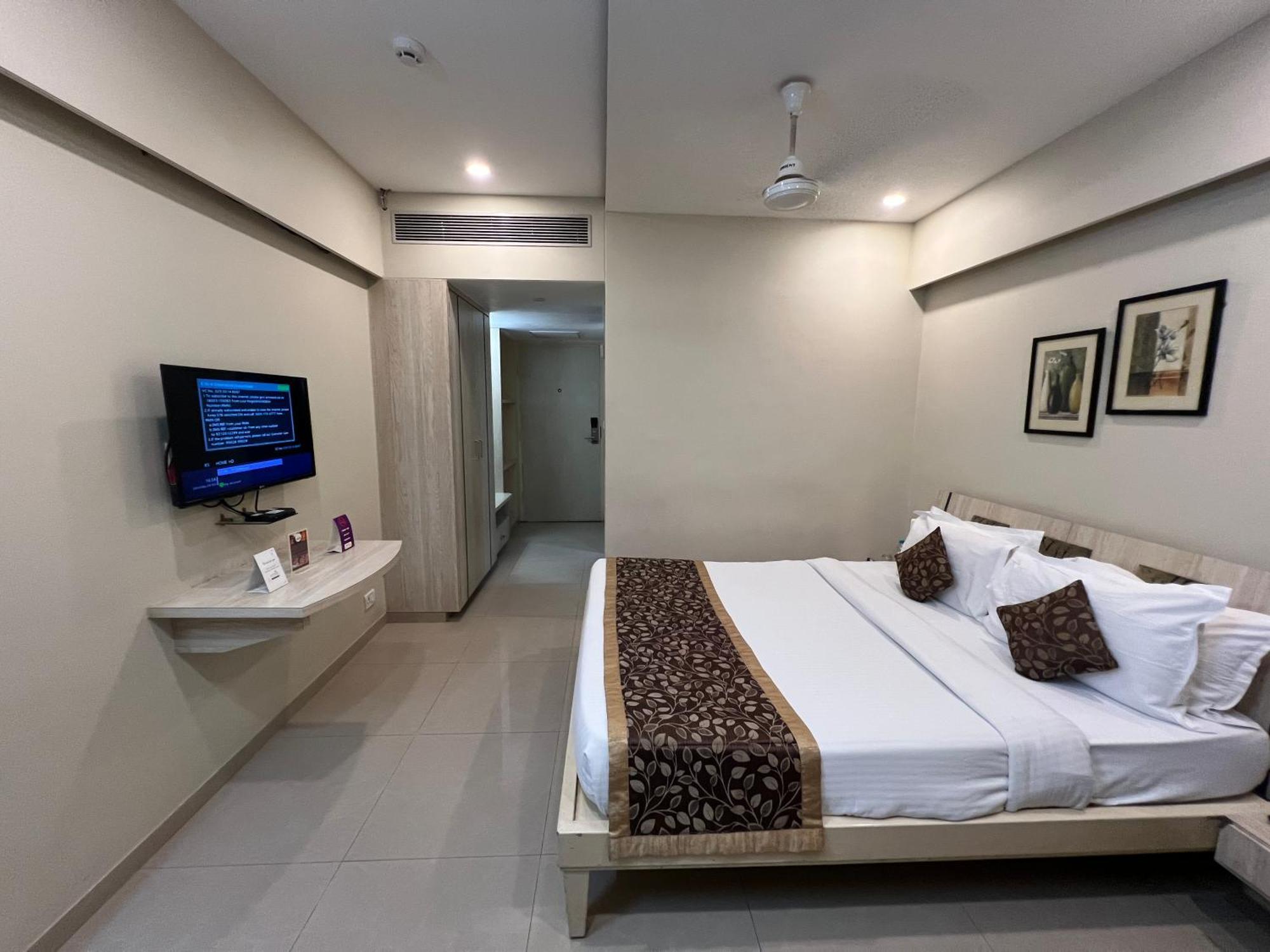 Vits Shalimar, Ankleshwar Hotel Bagian luar foto