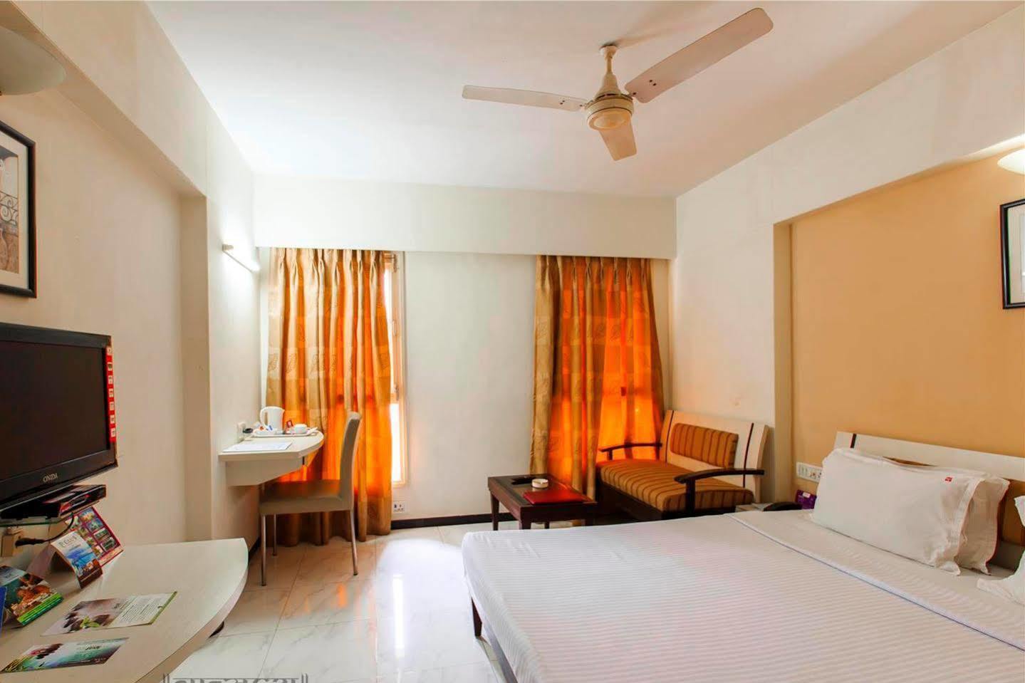 Vits Shalimar, Ankleshwar Hotel Bagian luar foto