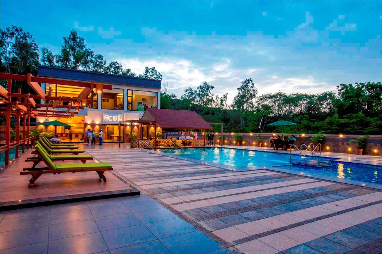 Vits Shalimar, Ankleshwar Hotel Bagian luar foto